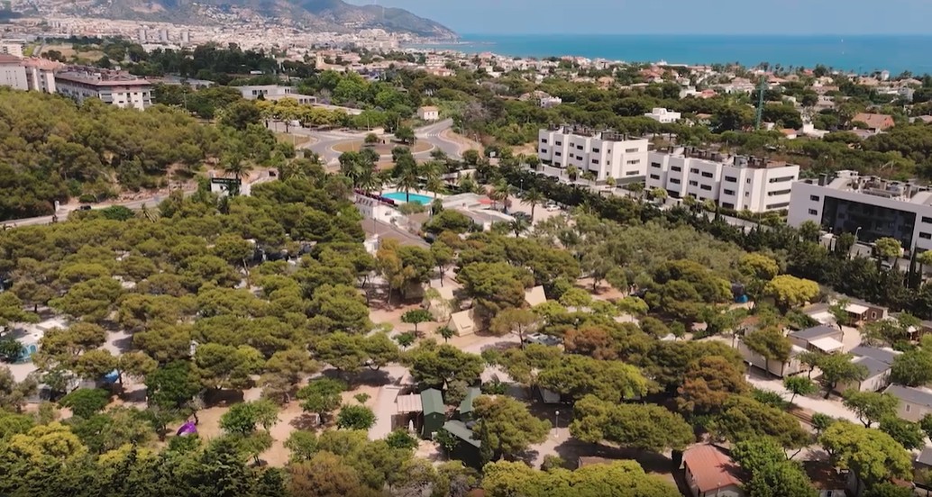 HolaCamp Sitges Relax - CamplinQ
