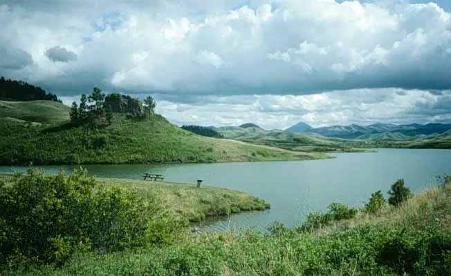 Bearpaw Lake gallery 2