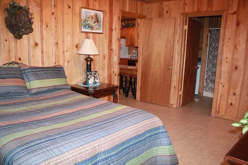 Heath Valley Cabins gallery 1