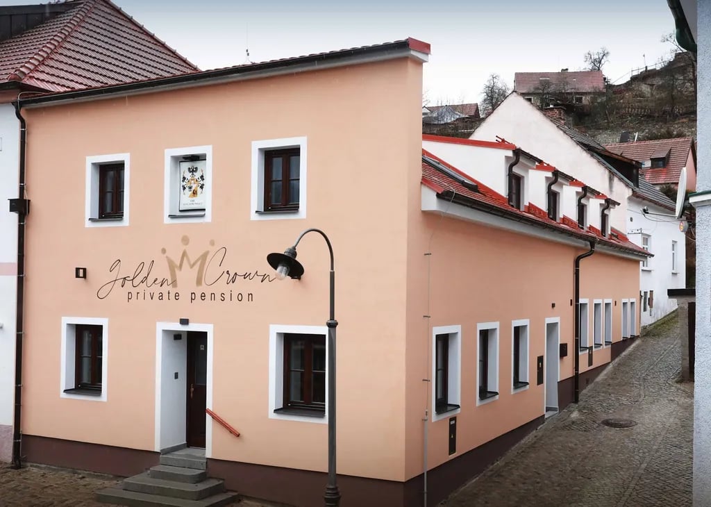 Kemp Koruna gallery 1