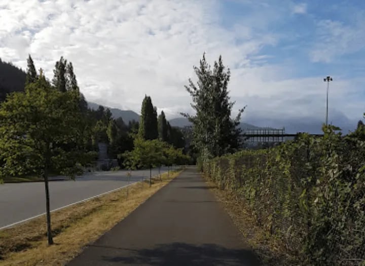 Issaquah Village RV Park gallery 1