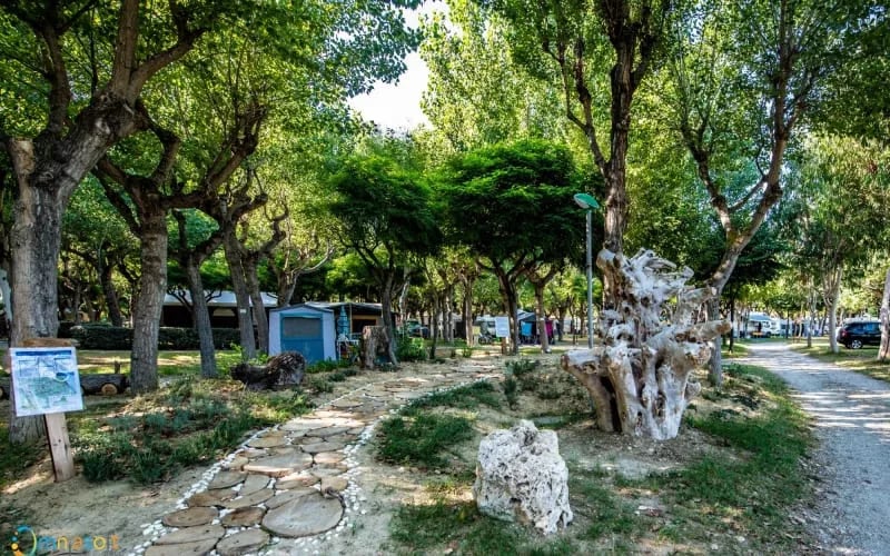 EurCamping Roseto Concept Glamping gallery 3