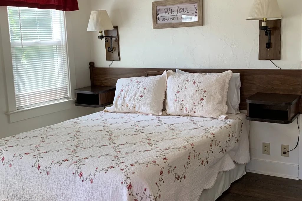 Pine Acres Blue Lake Resort gallery 2