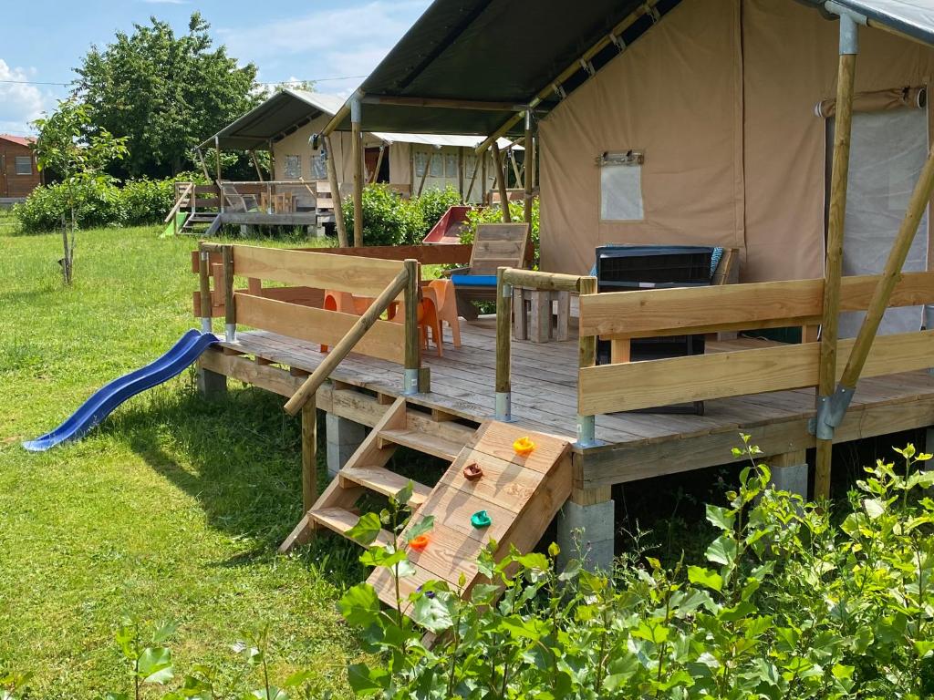 Glamping Place de la Famille gallery 3