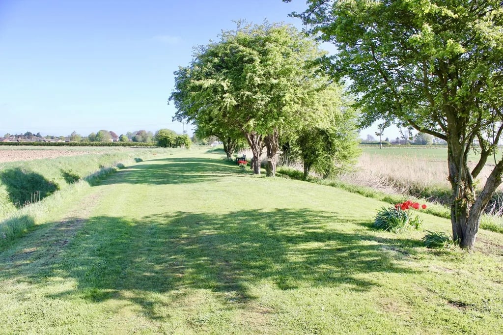 Delph Bank Touring Park gallery 2