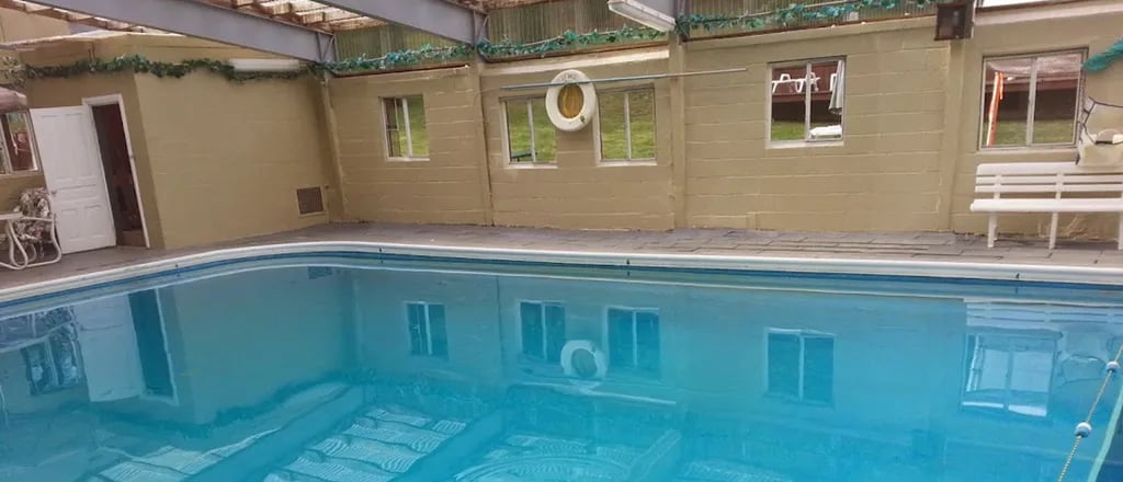 Beechwood Lodge Nudist Camp gallery 1