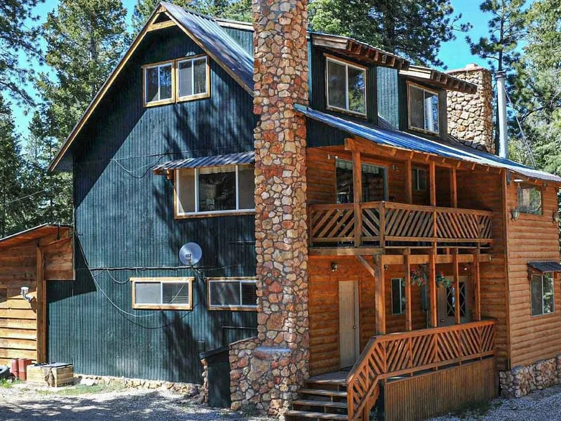 Pinewoods Resort