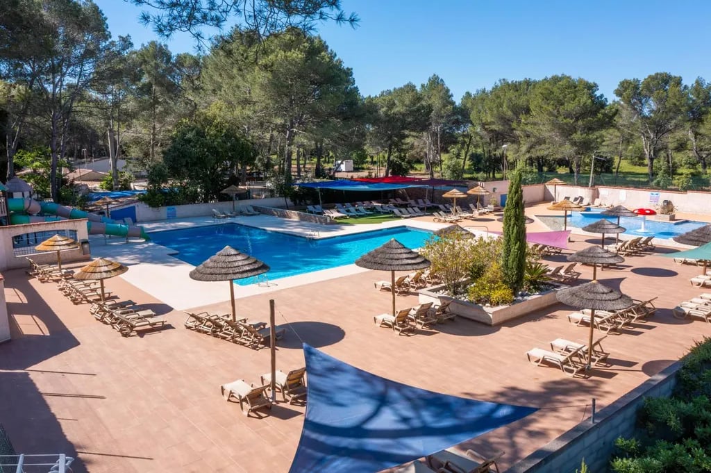 Camping Les Grands Pins gallery 1