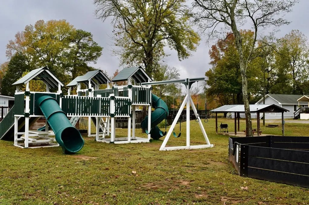 Treasure Isle R.V. Park gallery 2