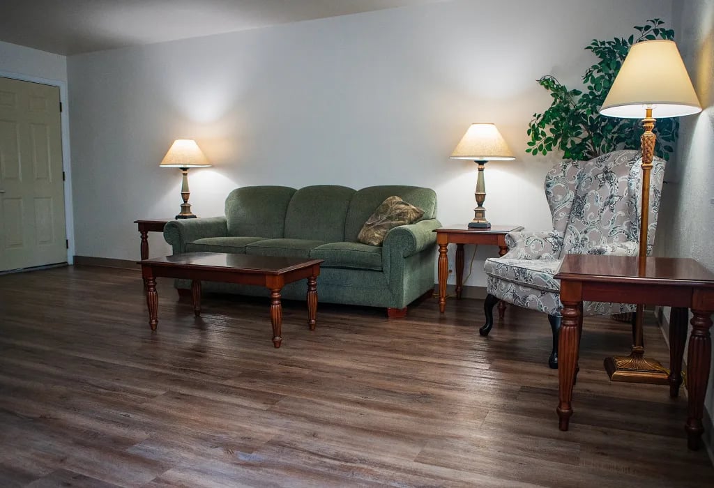 Hi-Lo Motel & RV Park gallery 3