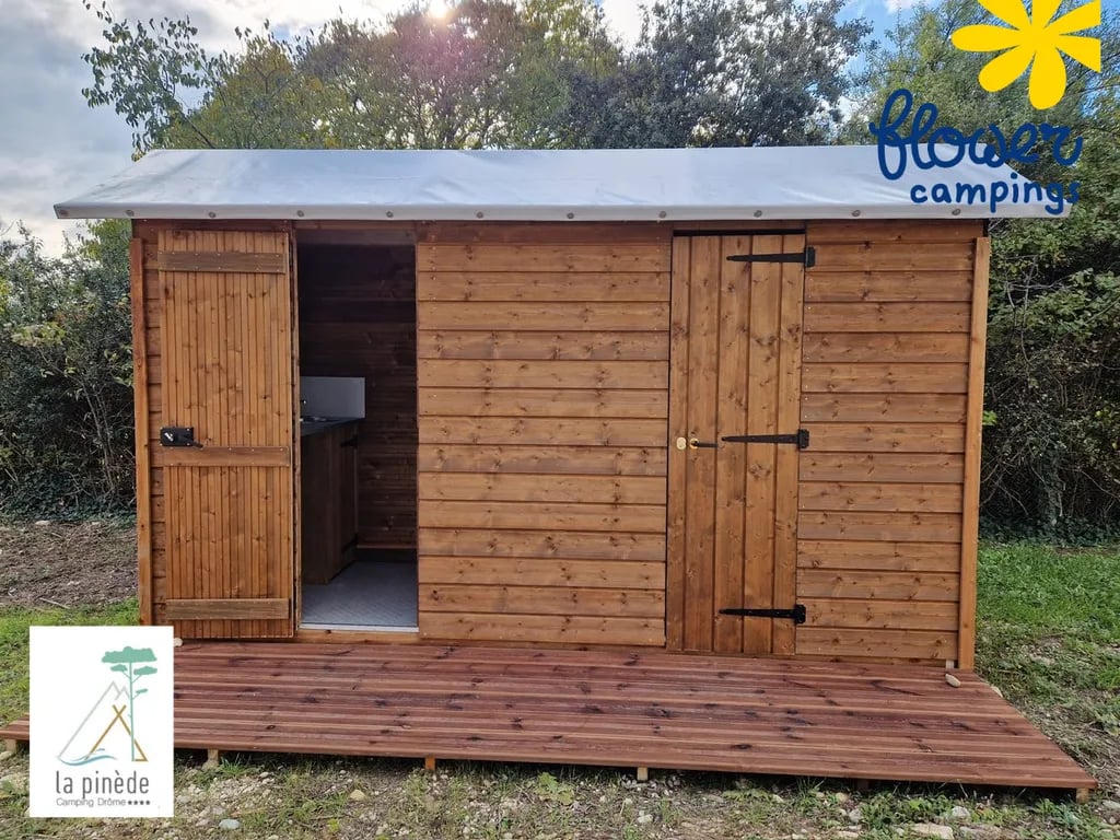 Flower Camping de La Pinède