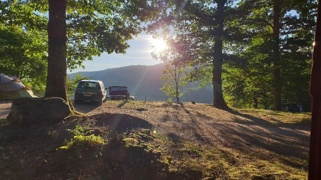 dachzelt touran Van-Haltestelle Dachzelt  VAN-HALTESTELLE