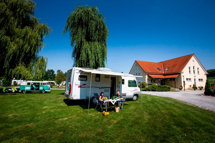 Thermenland Camping Bad Waltersdorf