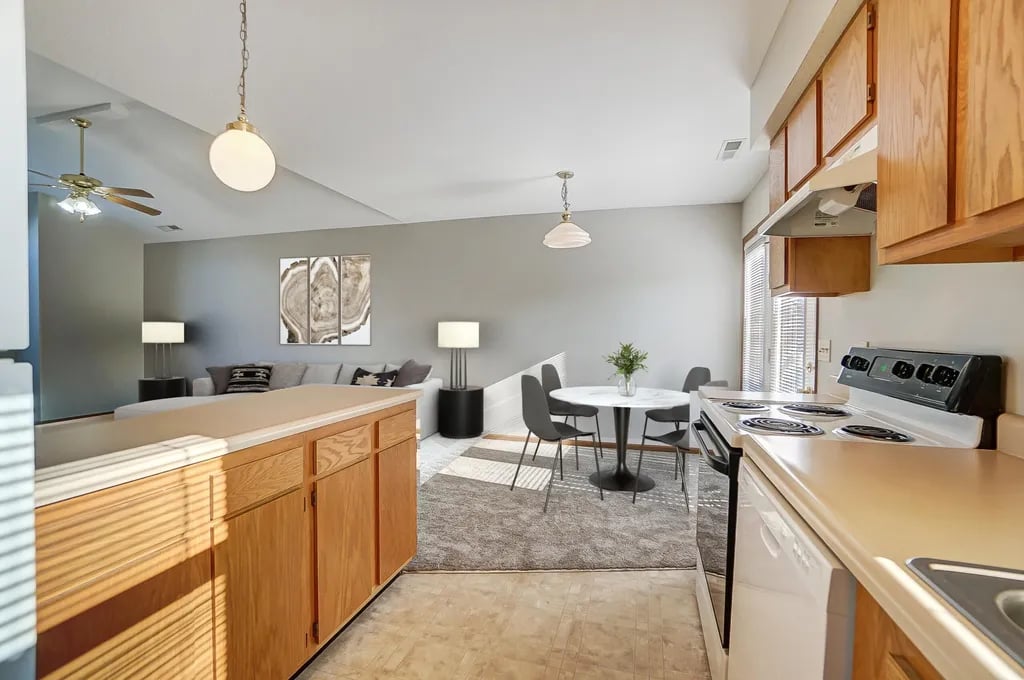 Deer Creek Crossing gallery 1