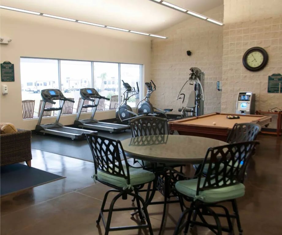 Mont Belvieu RV Resort