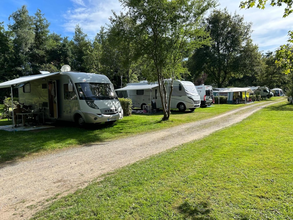 Camping des Bains gallery 3