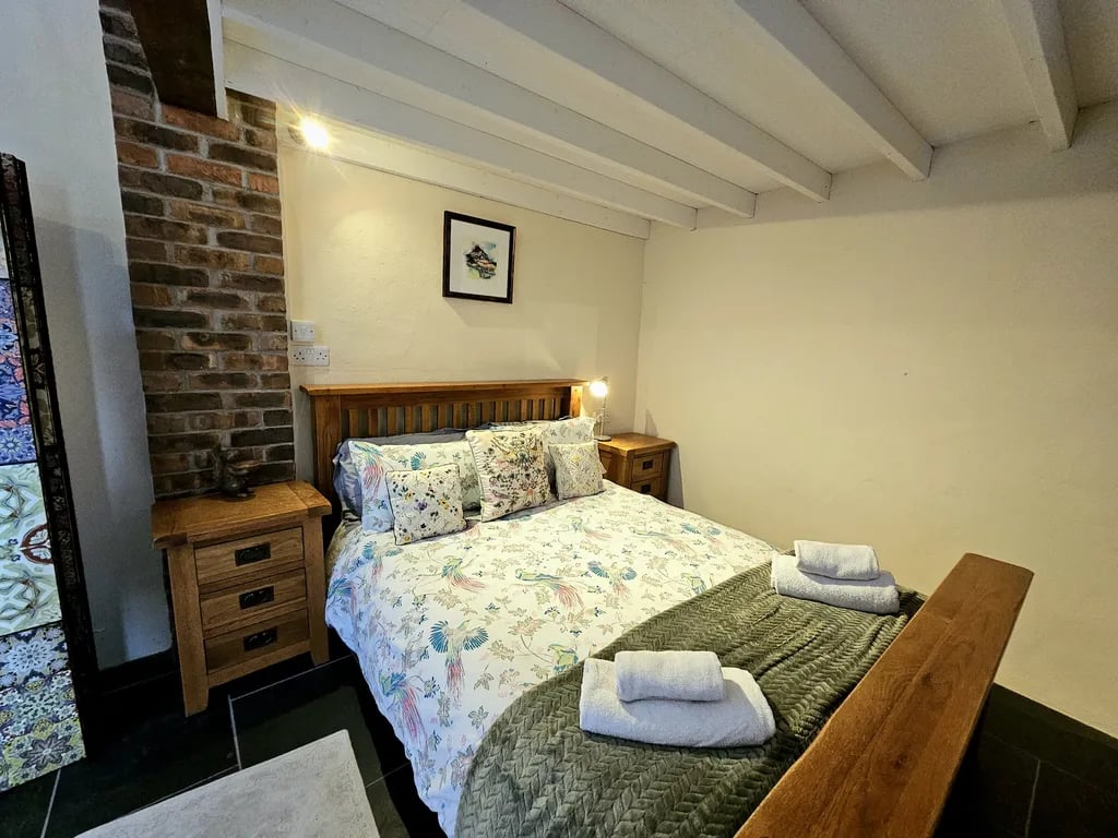 Gwern Gof Isaf Campsite gallery 1