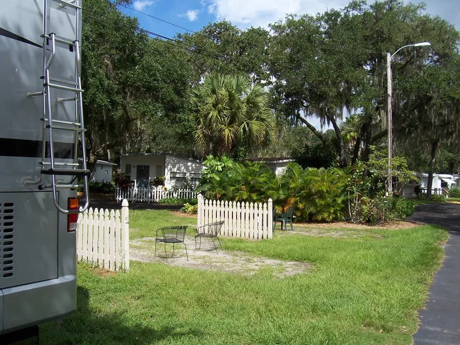 West Bay Oaks RV Park gallery 1