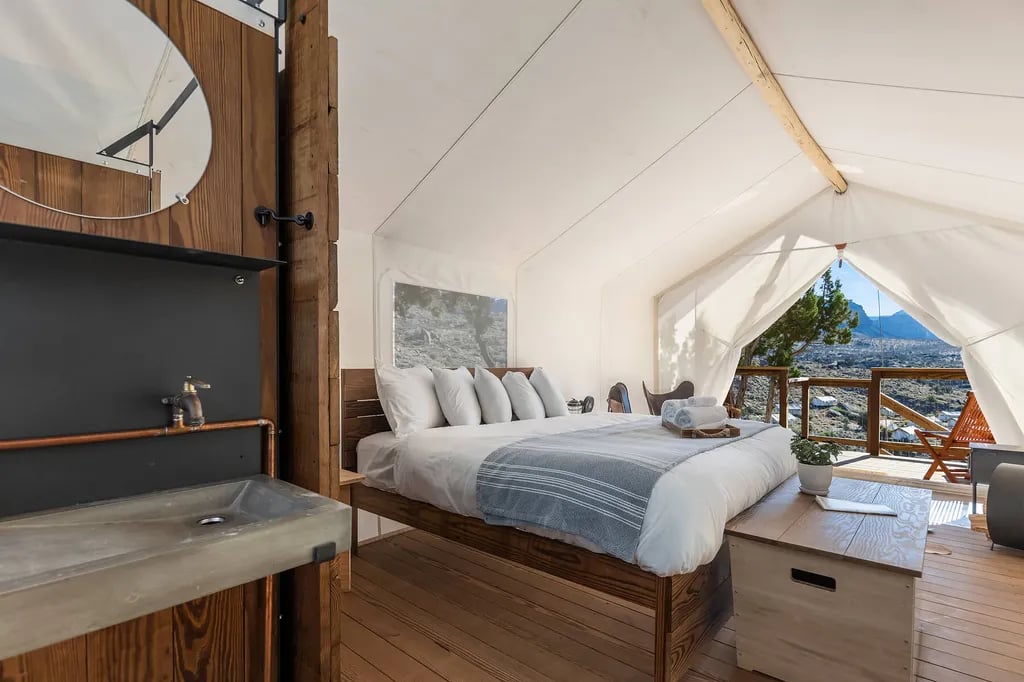 Zion Under Canvas gallery 2