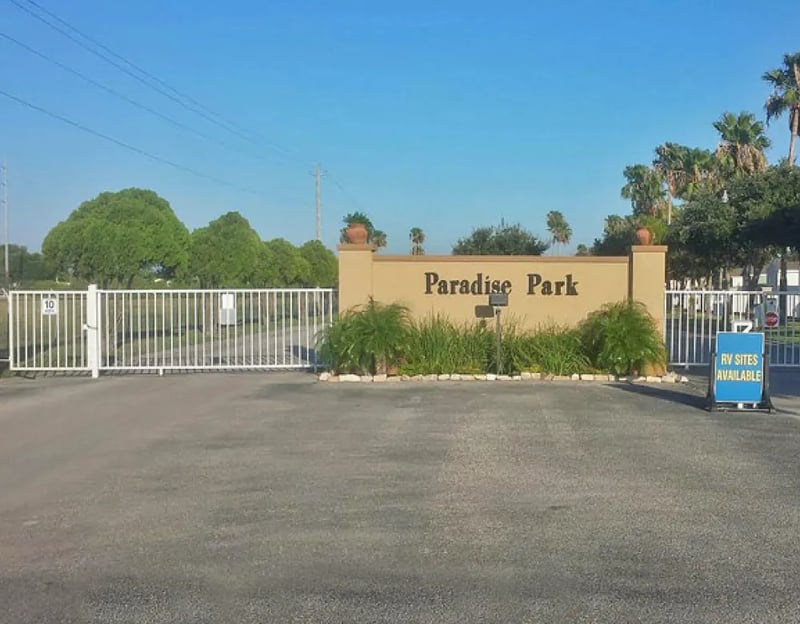 Encore Paradise Park gallery 2