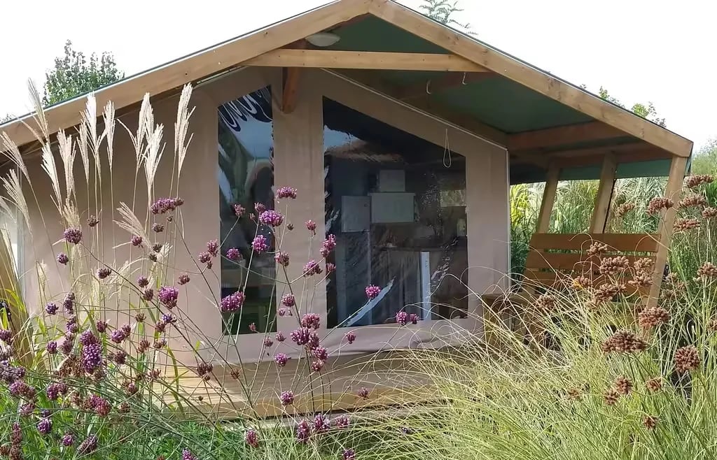 Flower Camping le Petit Paris gallery 3