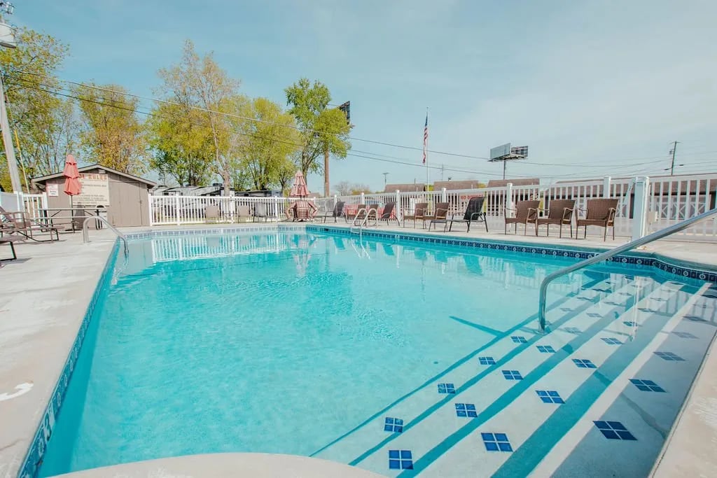 Riverside RV Park & Resort gallery 2