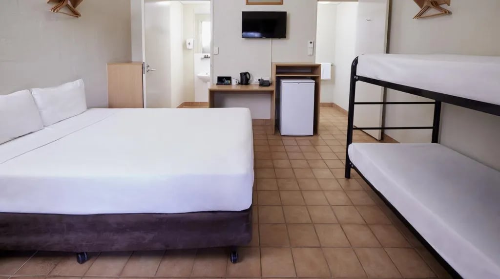 Ayers Rock Campground gallery 3