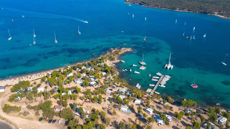 BAIA HOLIDAY Camping Village Capo D`orso