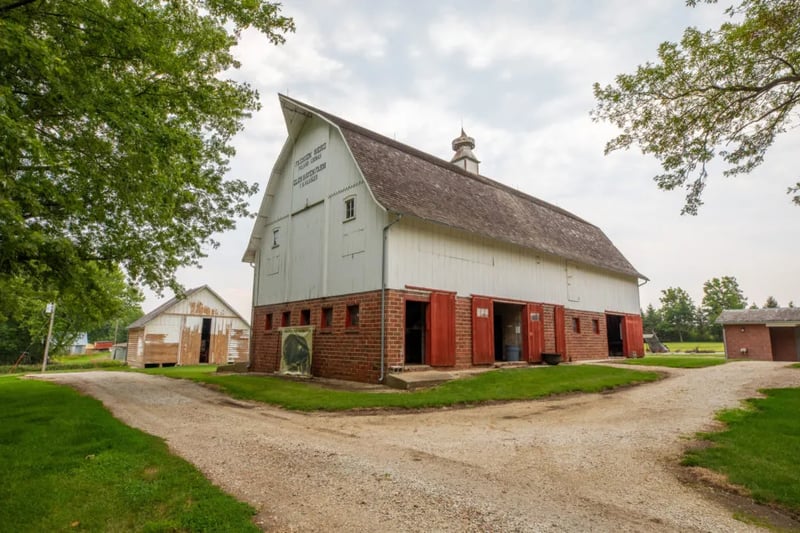 The Hausbarn Heritage Park gallery 1