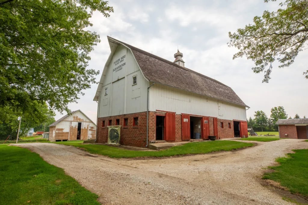 The Hausbarn Heritage Park gallery 1