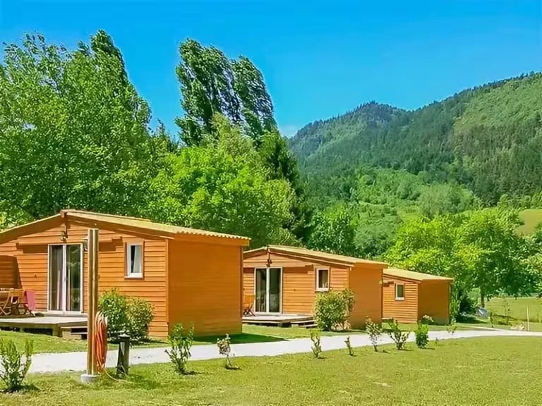 Camping Les Chalets du Lac