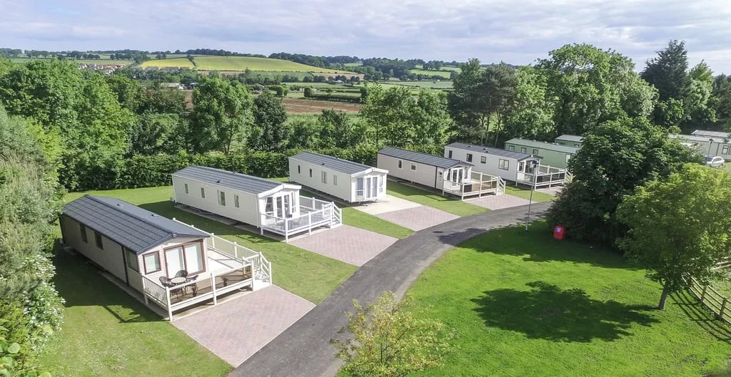 Crows Nest Caravan Park gallery 1