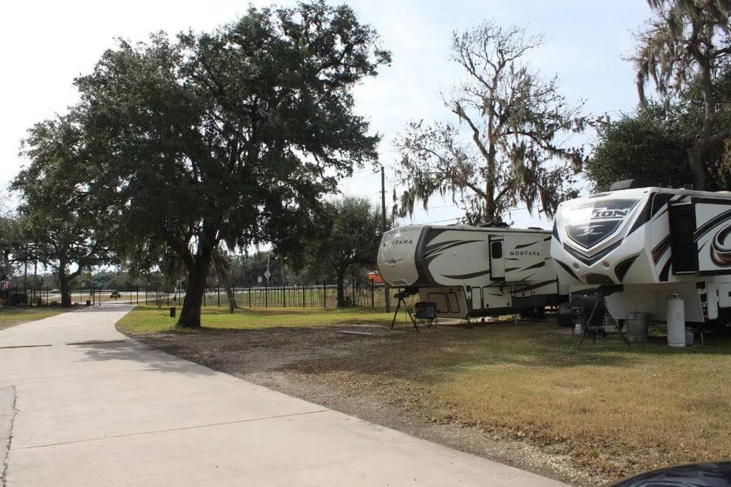 Bayou Oaks RV Park