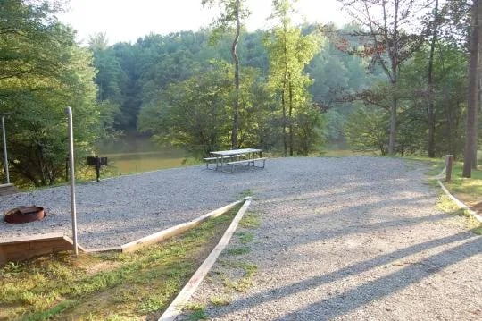 COE W Kerr Scott Reservoir Bandits Roost Campground gallery 2