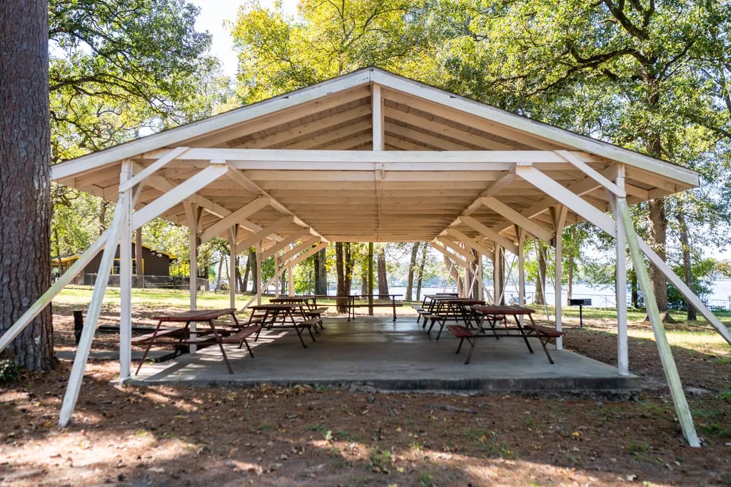 Crockett Family Resort gallery 2