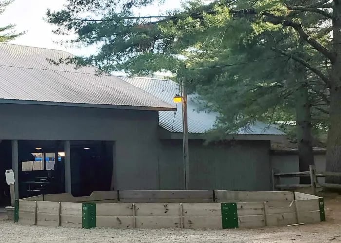 Spacious Skies Peach Haven gallery 1