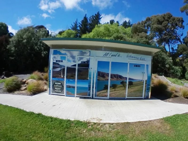 Pigeon Bay camping ground gallery 3