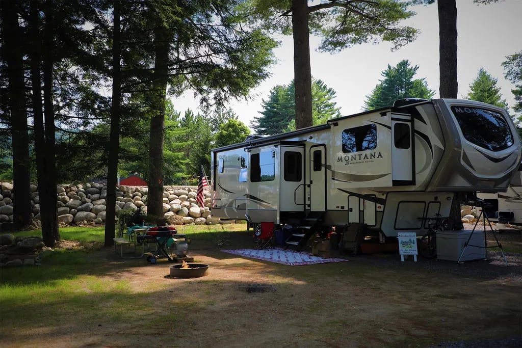 Lake George Riverview Campground gallery 1