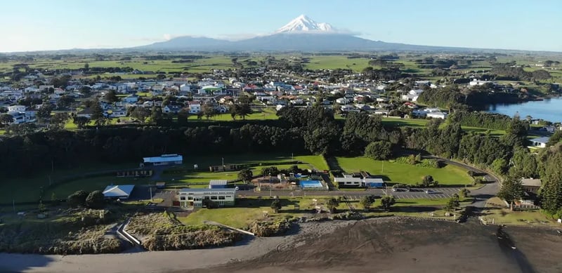 Opunake Beach Holiday Park : Opunake Accommodation gallery 2