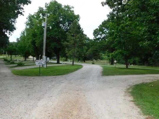 Arrowhead Point RV Park & Cabins Campground gallery 3