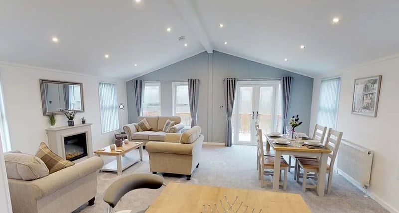 Swan Lake Caravan Park gallery 1