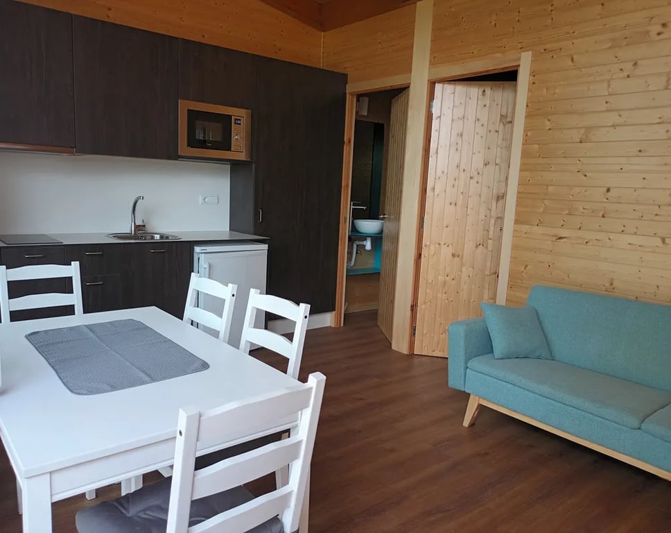 Camping Besalu gallery 1