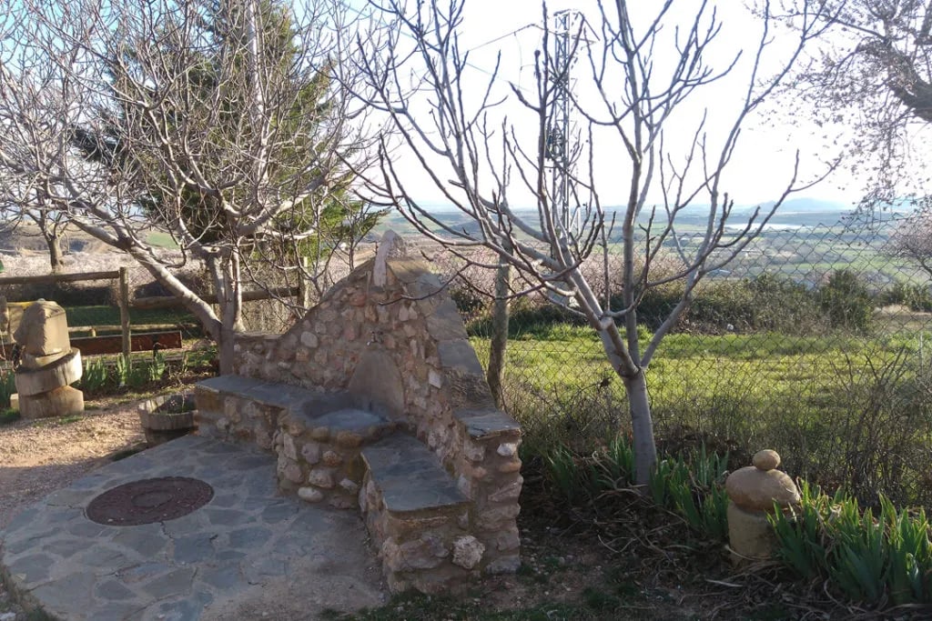 Camping Castillo De Loarre gallery 2