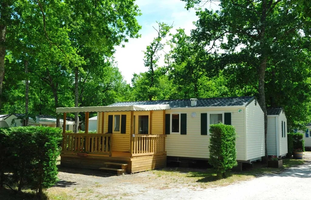 Flower Camping la Canadienne gallery 1