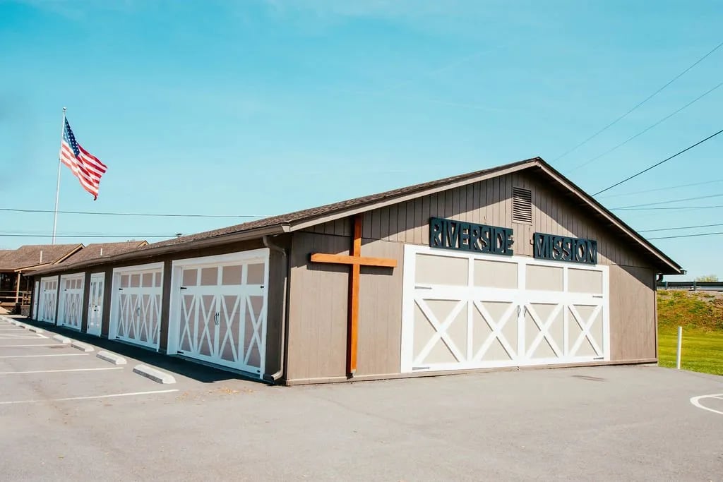 Riverside RV Park & Resort gallery 1