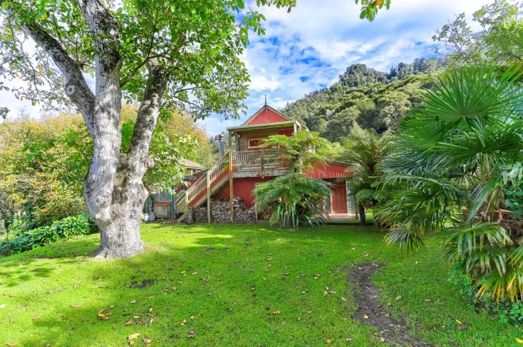 The Flying Fox, Retreat Accommodation on the Whanganui River gallery 3