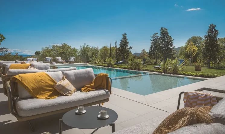 Floria Glamping Garden