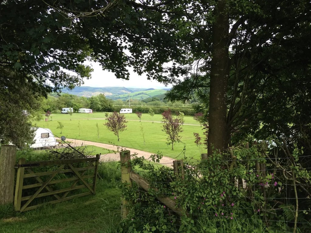 Dol Llys Farm gallery 1