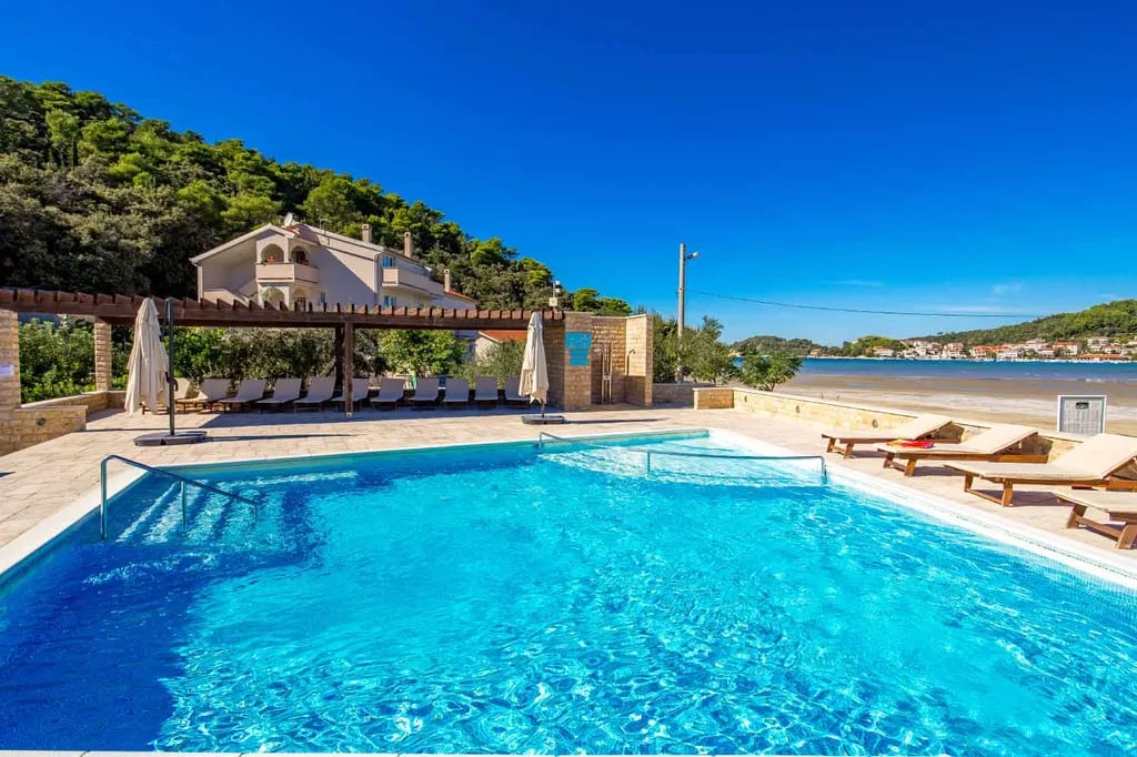 Lando Resort gallery 1