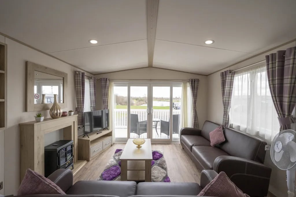 Hallcroft Fishery and Holiday Park gallery 1